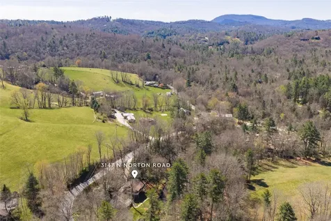 3147 N Norton Road Cullowhee NC 28723