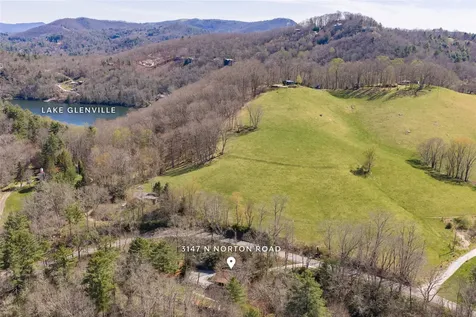 3147 N Norton Road Cullowhee NC 28723