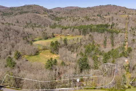 3147 N Norton Road Cullowhee NC 28723