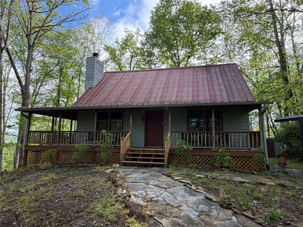 563 Parachute Ridge Glenville NC 28736