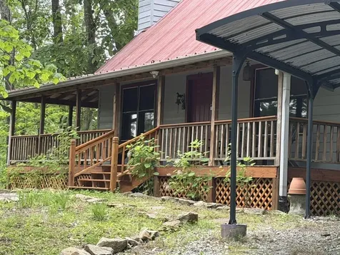 563 Parachute Ridge Glenville NC 28736