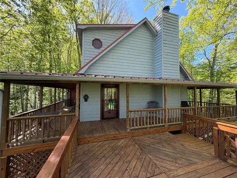 563 Parachute Ridge Glenville NC 28736
