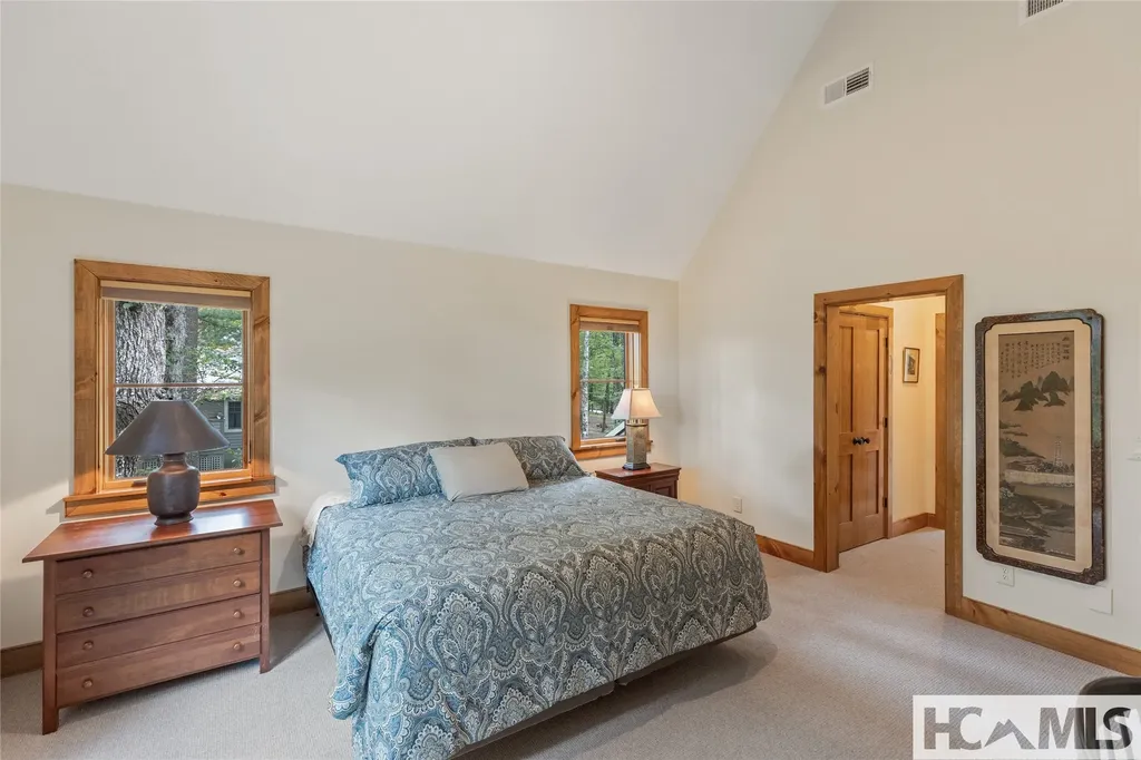 15 E. Ridge Road Cashiers NC 28717