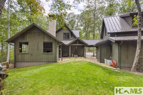 15 E. Ridge Road Cashiers NC 28717