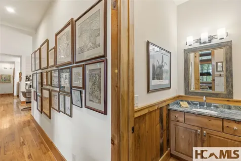 15 E. Ridge Road Cashiers NC 28717