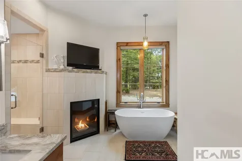15 E. Ridge Road Cashiers NC 28717