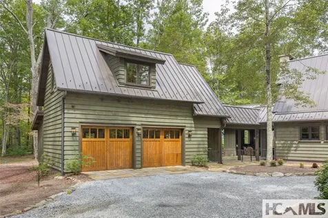 15 E. Ridge Road Cashiers NC 28717