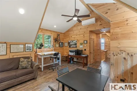 15 E. Ridge Road Cashiers NC 28717