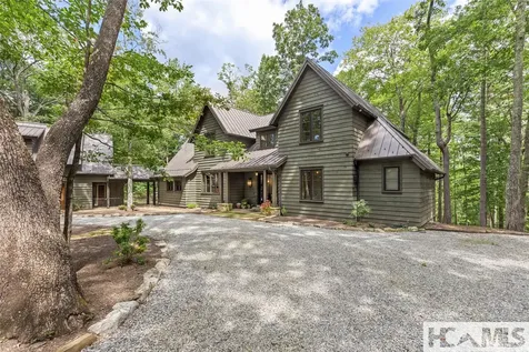15 E. Ridge Road Cashiers NC 28717