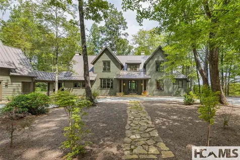 15 E. Ridge Road Cashiers NC 28717