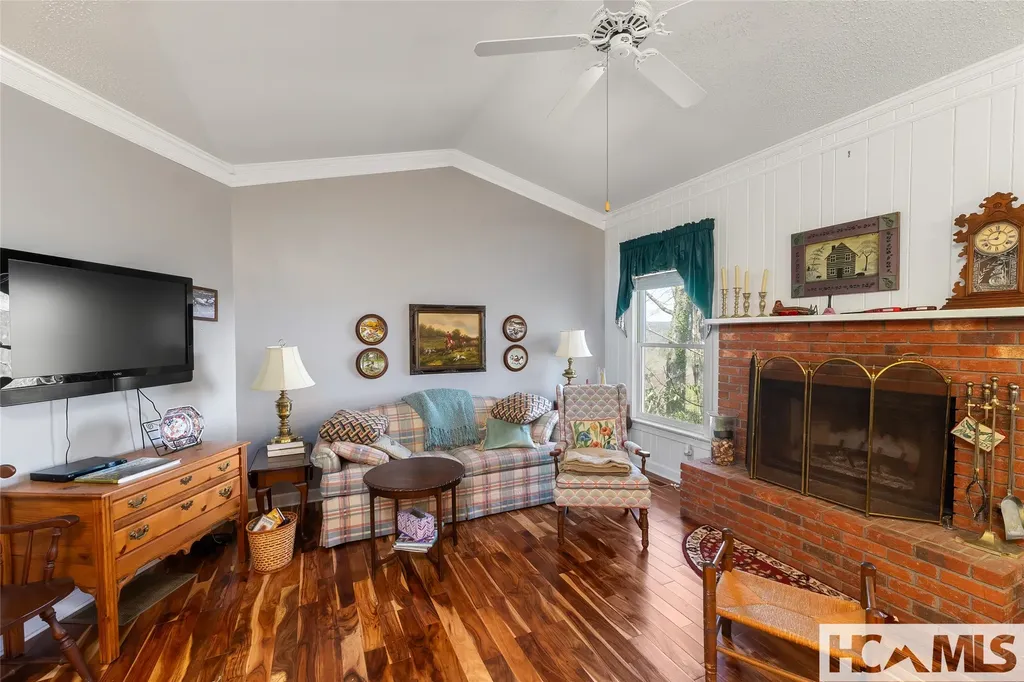 229 Lucerne Drive Highlands NC 28741