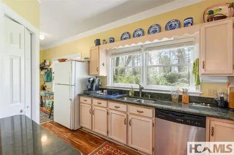 229 Lucerne Drive Highlands NC 28741