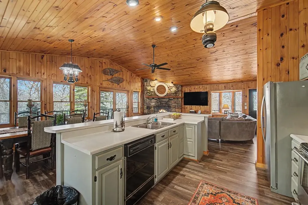 623 Buggy Barn Road Cullowhee NC 28723
