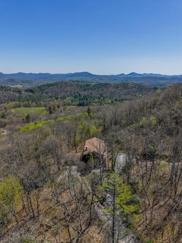 623 Buggy Barn Road Cullowhee NC 28723