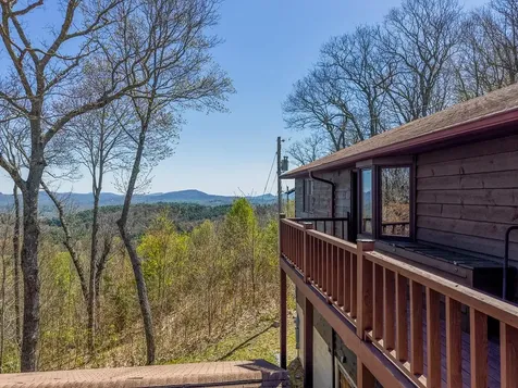 623 Buggy Barn Road Cullowhee NC 28723