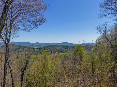 623 Buggy Barn Road Cullowhee NC 28723