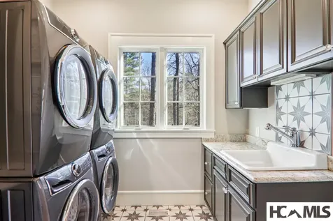 146 Allison Creek Trail Brevard NC 28712