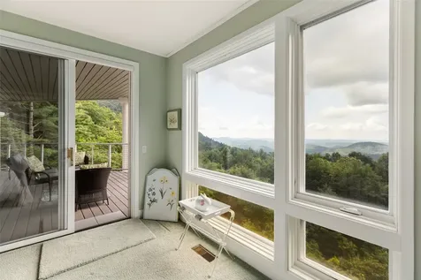 4594 Dillard Road Highlands NC 28741