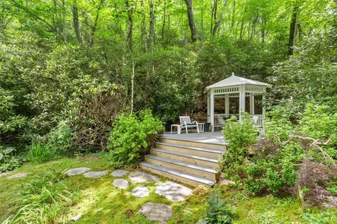 4594 Dillard Road Highlands NC 28741
