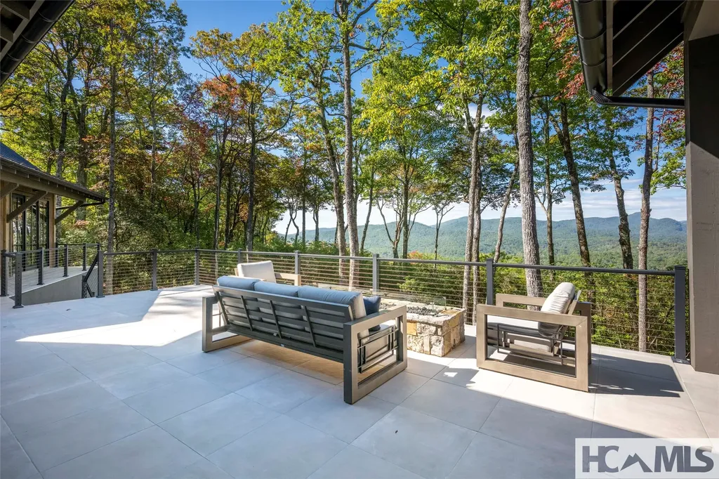519 Eagle Drive Sapphire NC 28774