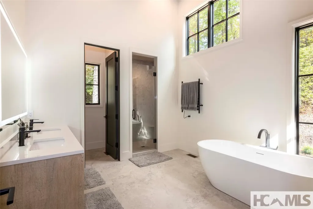 519 Eagle Drive Sapphire NC 28774