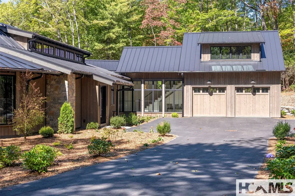 519 Eagle Drive Sapphire NC 28774