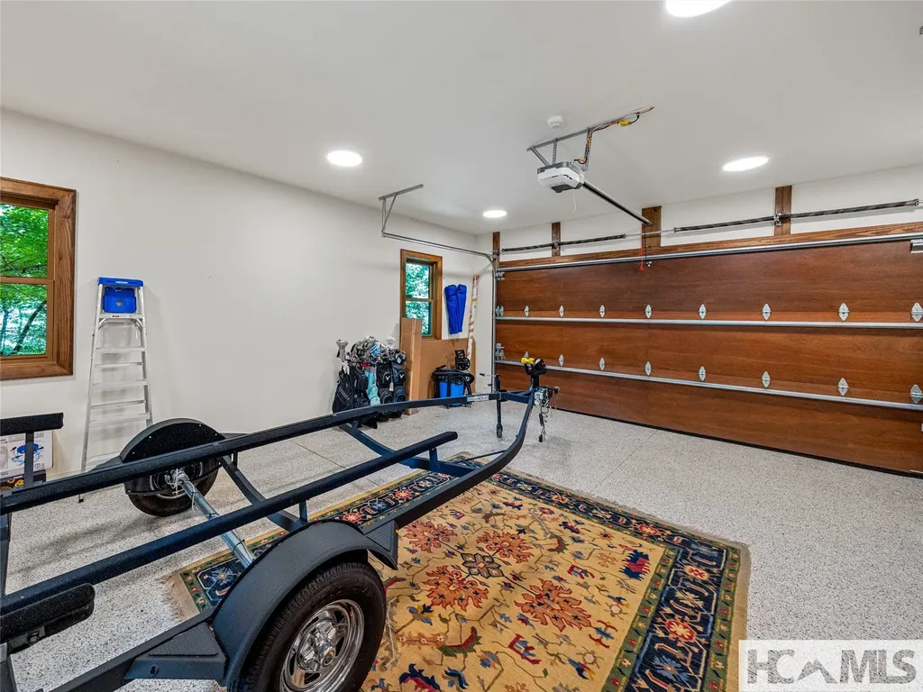 64 Bee Tree Way Lake Toxaway NC 28747