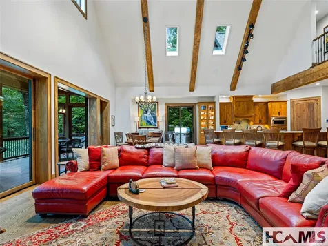 64 Bee Tree Way Lake Toxaway NC 28747