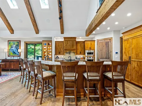 64 Bee Tree Way Lake Toxaway NC 28747