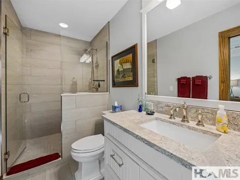 64 Bee Tree Way Lake Toxaway NC 28747