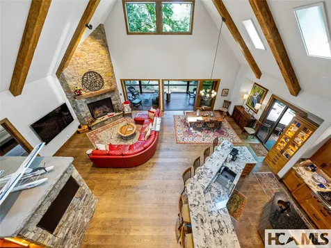 64 Bee Tree Way Lake Toxaway NC 28747