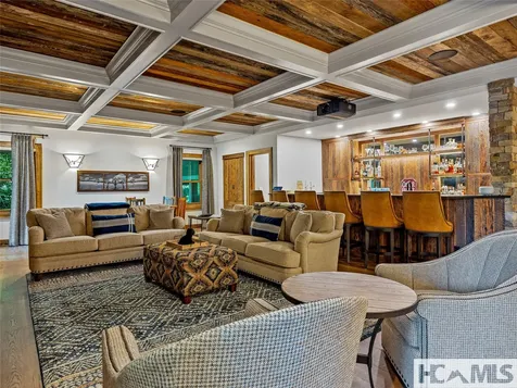 64 Bee Tree Way Lake Toxaway NC 28747
