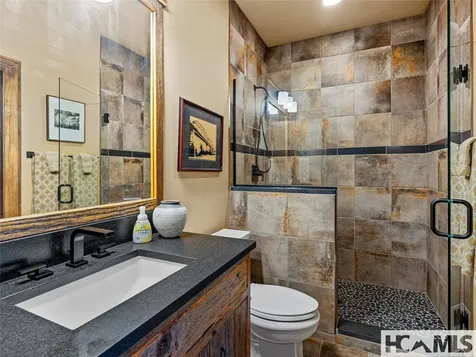 64 Bee Tree Way Lake Toxaway NC 28747