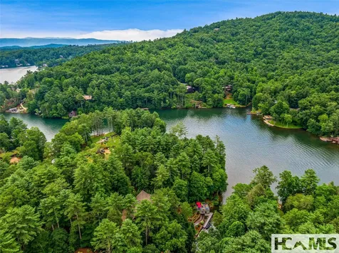 64 Bee Tree Way Lake Toxaway NC 28747