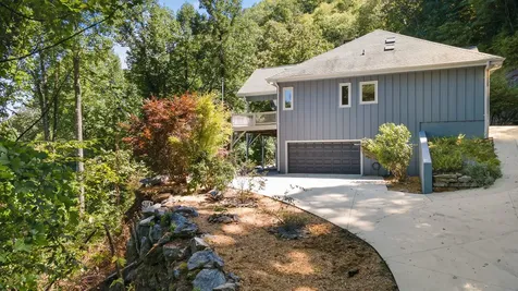 1926 Wilkes Knob Road Franklin NC 28734