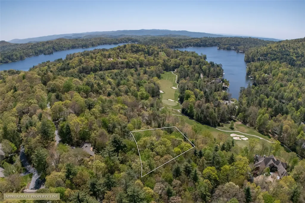 516 Cherokee Trace Lake Toxaway NC 28747