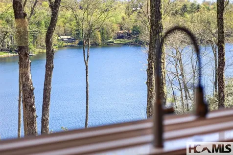 95 Cardinal Trace Lake Toxaway NC 28747