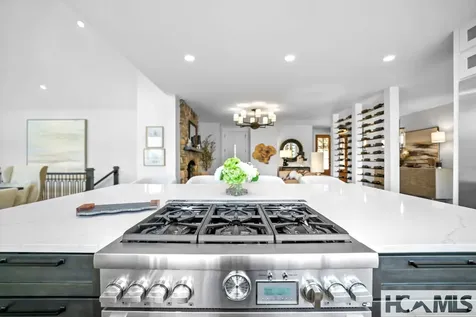 95 Cardinal Trace Lake Toxaway NC 28747