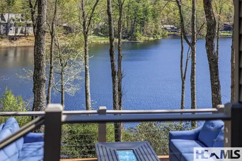 95 Cardinal Trace Lake Toxaway NC 28747