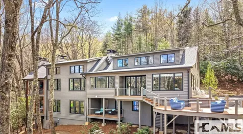 95 Cardinal Trace Lake Toxaway NC 28747