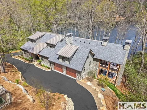 95 Cardinal Trace Lake Toxaway NC 28747