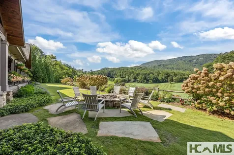 95 Cardinal Trace Lake Toxaway NC 28747