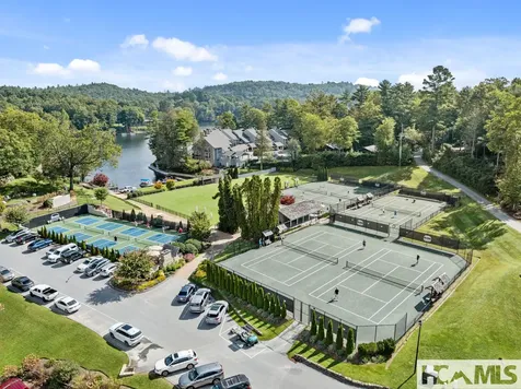 95 Cardinal Trace Lake Toxaway NC 28747