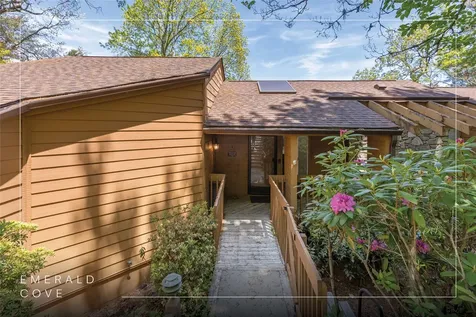 230 Jersey Trail Sapphire NC 28774