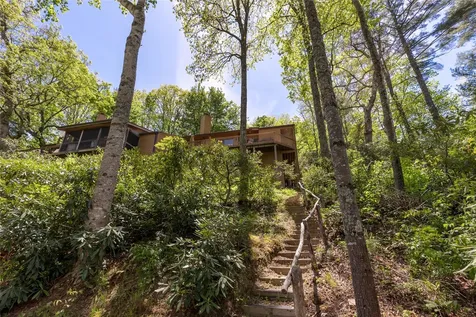 230 Jersey Trail Sapphire NC 28774
