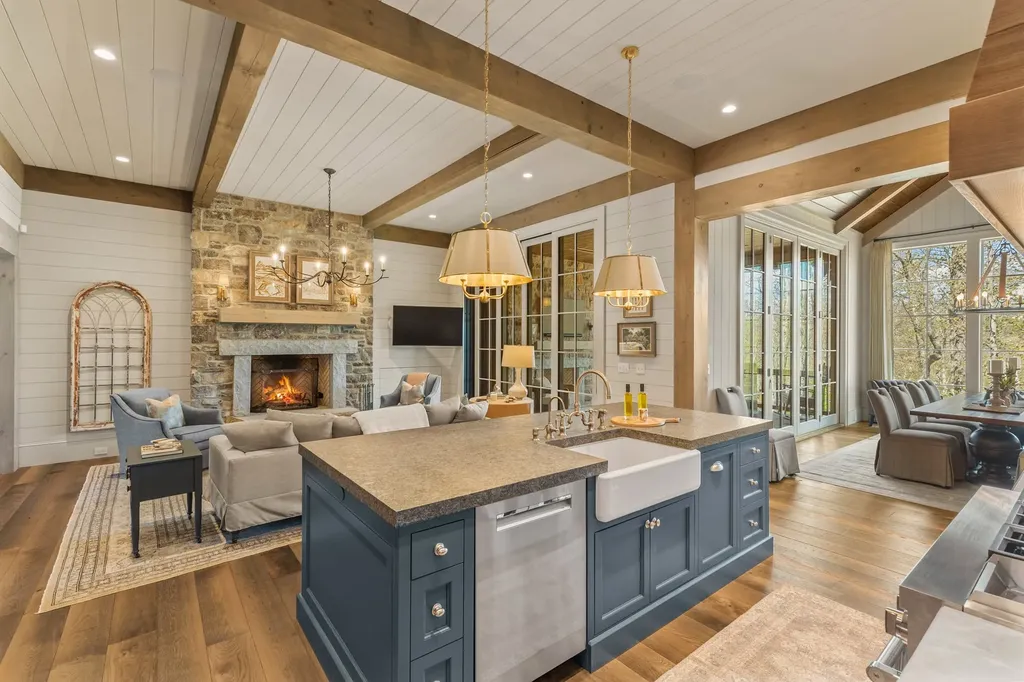 1346 Burl Lane Cashiers NC 28717