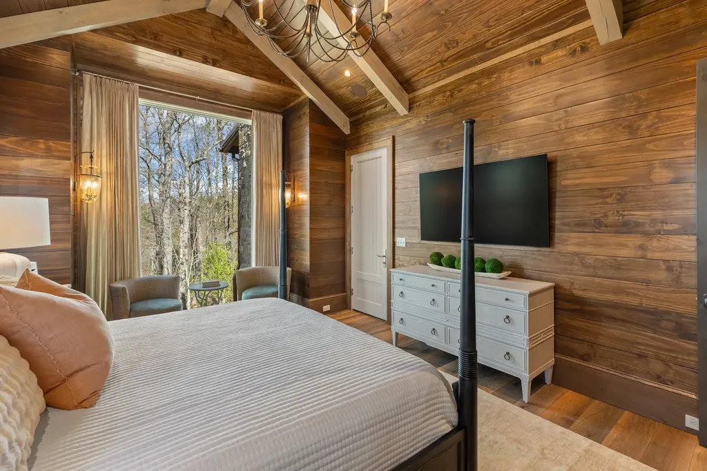 1346 Burl Lane Cashiers NC 28717