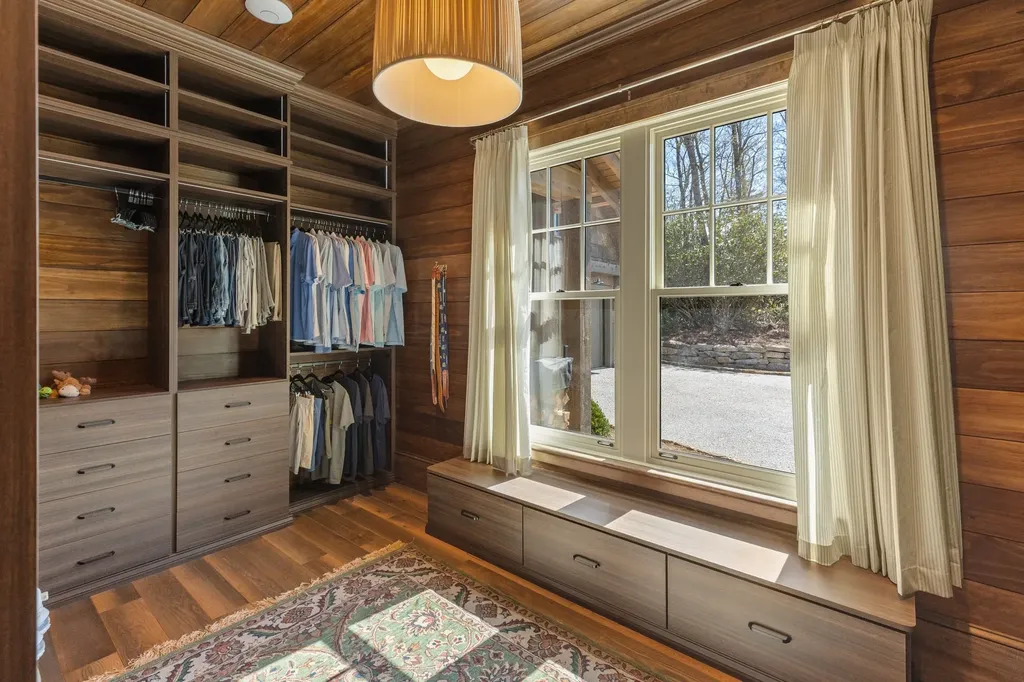 1346 Burl Lane Cashiers NC 28717