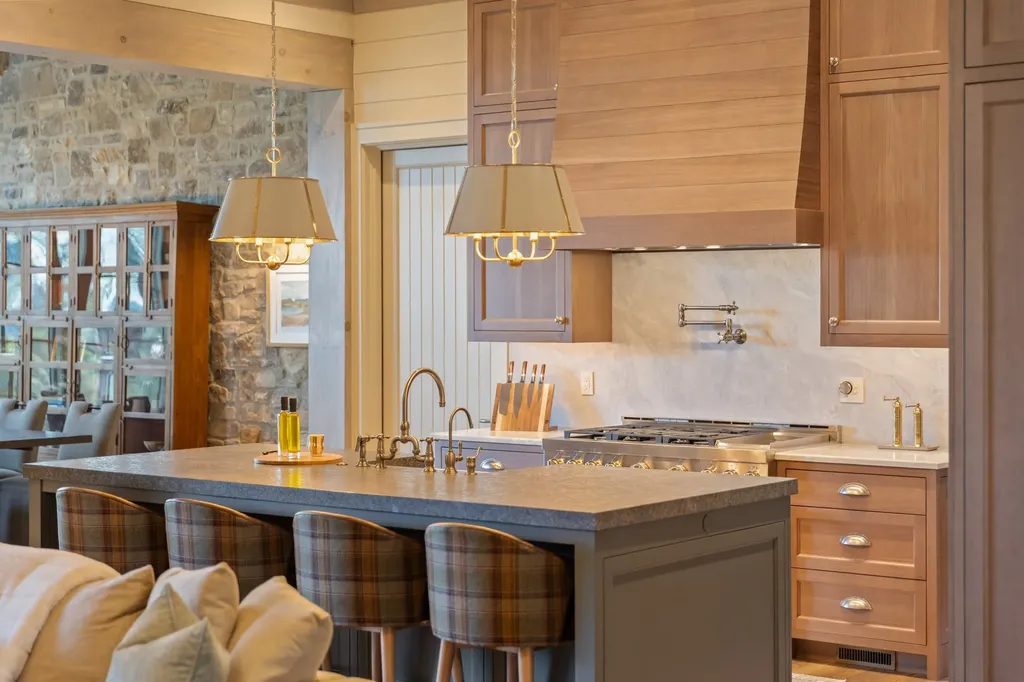 1346 Burl Lane Cashiers NC 28717