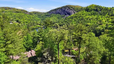 75 Holly Ridge Sapphire NC 28774